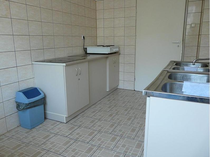 Dom Studencki Atol Hostel คราคูฟ ภายนอก รูปภาพ