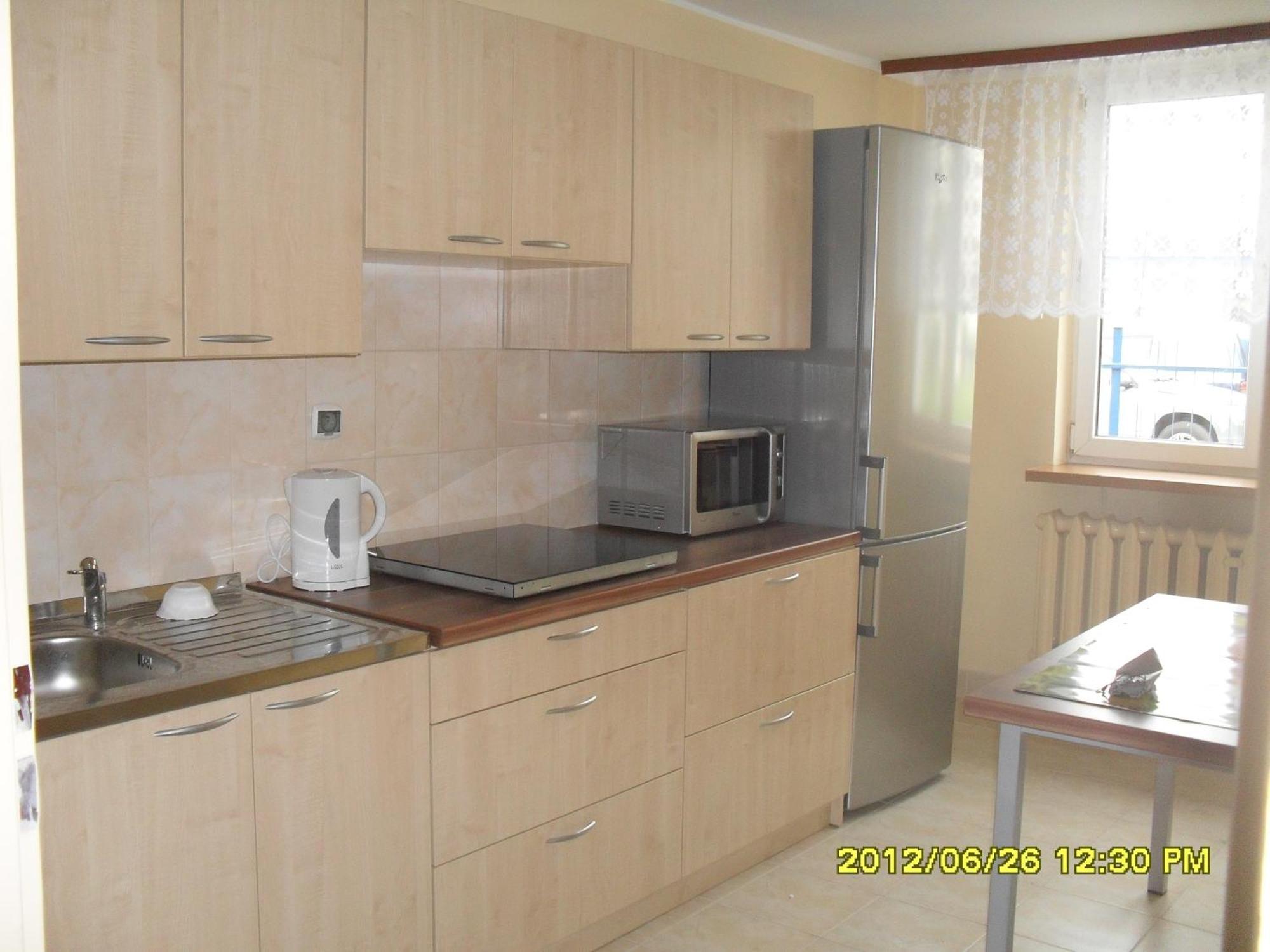 Dom Studencki Atol Hostel คราคูฟ ภายนอก รูปภาพ